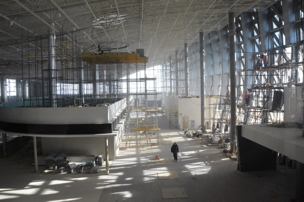 Продолжается строительство нового аэровокзального комплекса. Фото: Гала Амарандо5