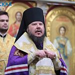 В храмах Крыма помолились о мире на Украине1