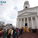 В храмах Крыма помолились о мире на Украине5
