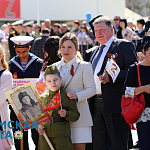 Праздник со слезами на глазах: как Крым отмечает День Победы19