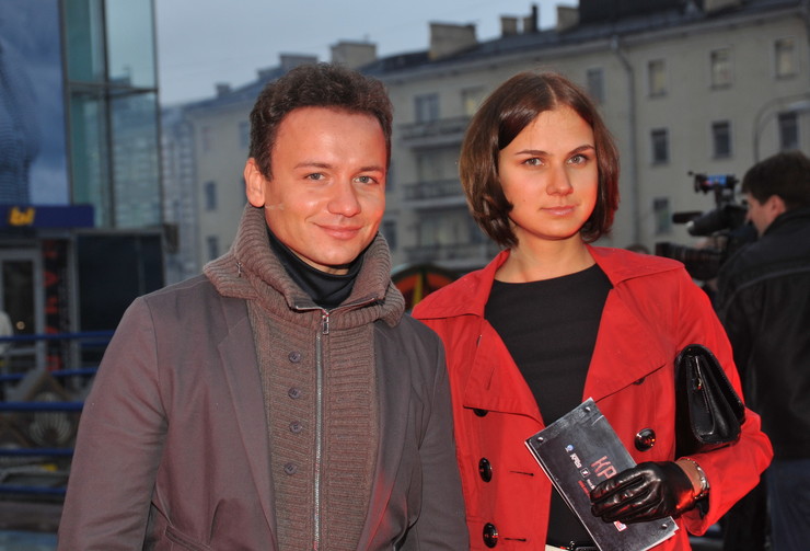 Олешко обвиняли, что он женился на Беловой из-за московской прописки1