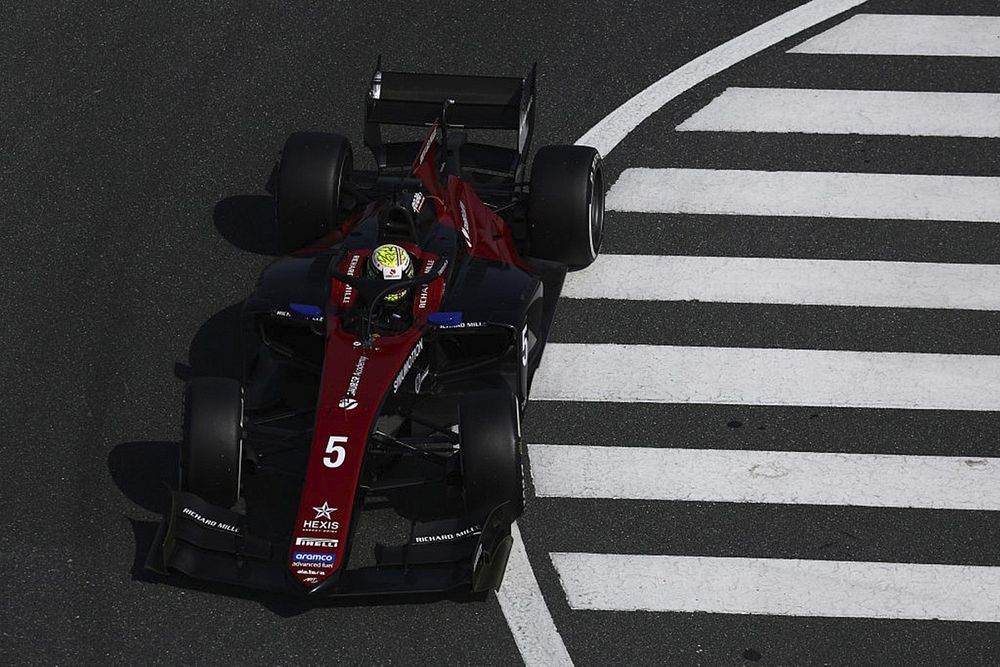 Пуршер выиграл первую квалификацию сезона Ф2 с перевесом в 0,75 секунды1