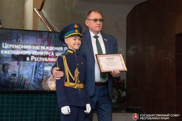 Владимир Константинов: Школьные музеи несут поучительную миссию для молодежи, связывая поколения7